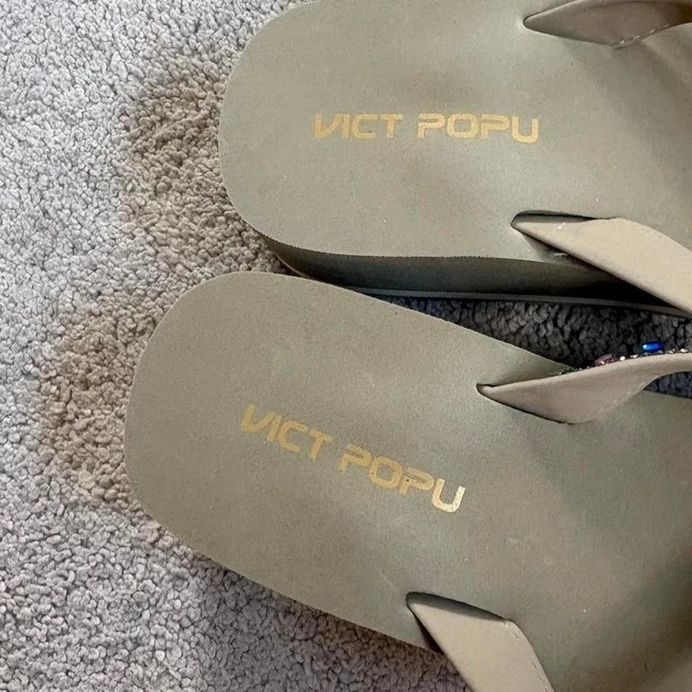 Y2K 2000s Rhinestone Wedge Flip Flops